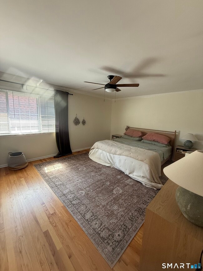 Building Photo - 202 Soundview Ave