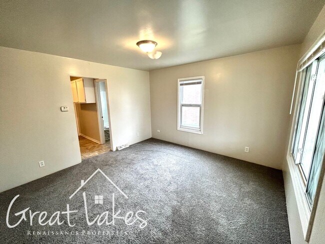 Building Photo - Homey 2 bedroom / 1 bathroom house now ava...