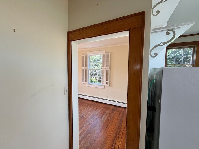 Building Photo - Mitchell College Historic District - 3BR / 4BA