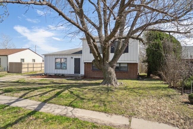 Building Photo - 2129 S 103rd E Ave