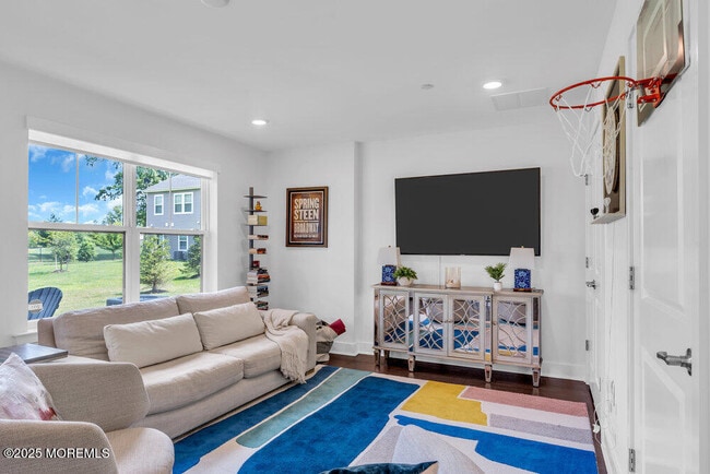 Building Photo - 63 Bataan Ave