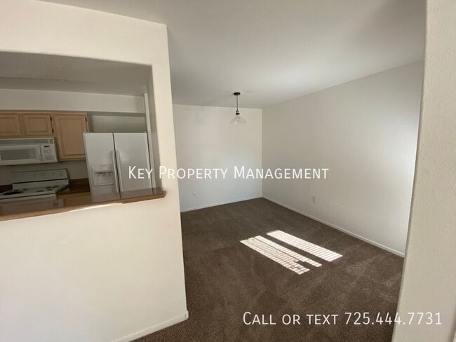 Building Photo - 555 E Silverado Ranch Blvd