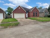 Building Photo - 2406 Hawks Rd