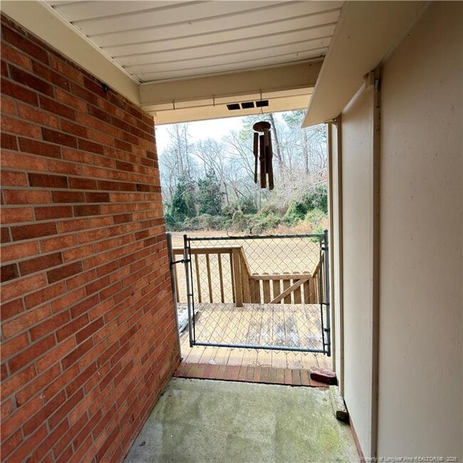 Building Photo - 5340 S Sumac Cir