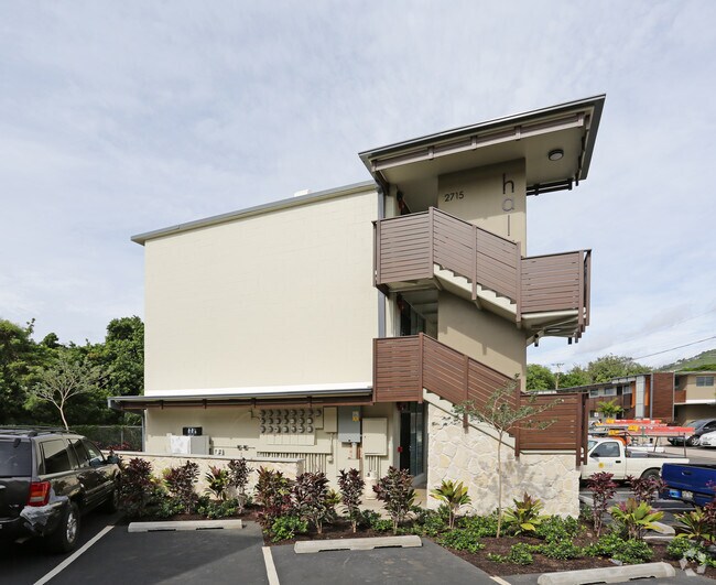 Building Photo - k2627j (Tom)