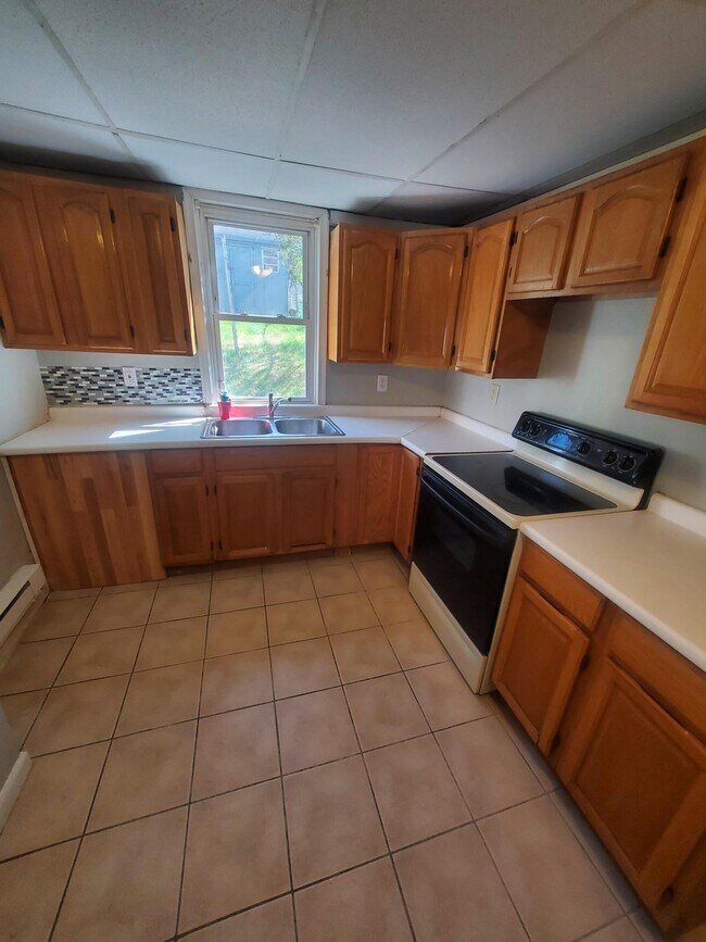 Building Photo - 1736 Fairview St