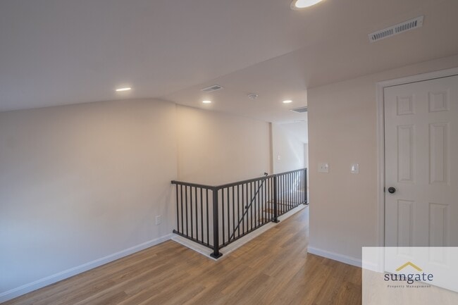 Building Photo - 1911 Eastern Ave