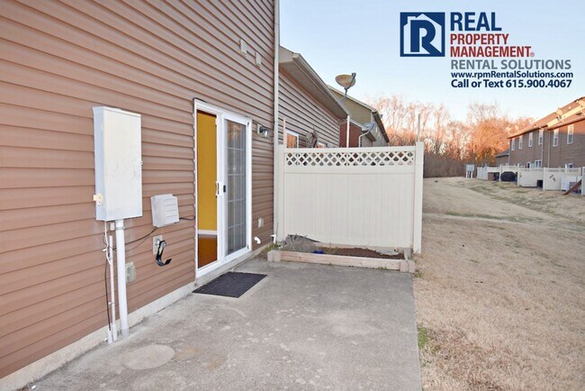Building Photo - 1308 Crown Point Place
