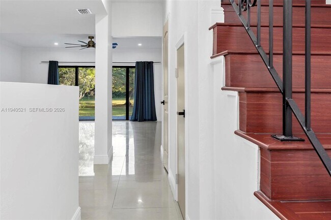 Building Photo - 8898 SW 62nd Terrace