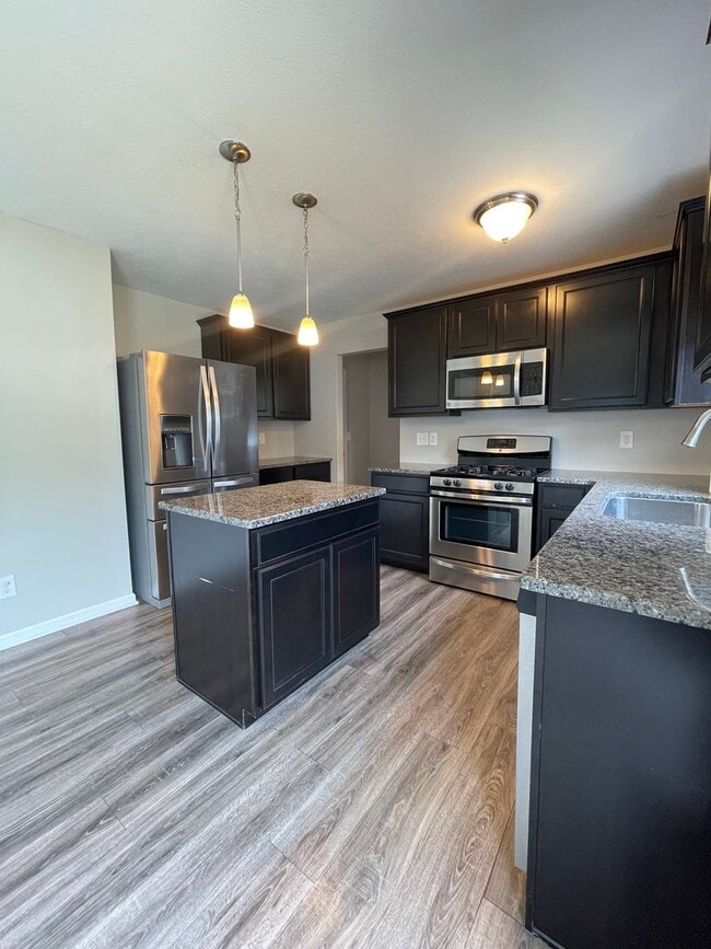 Building Photo - Three Bedroom Home in Kalamazoo