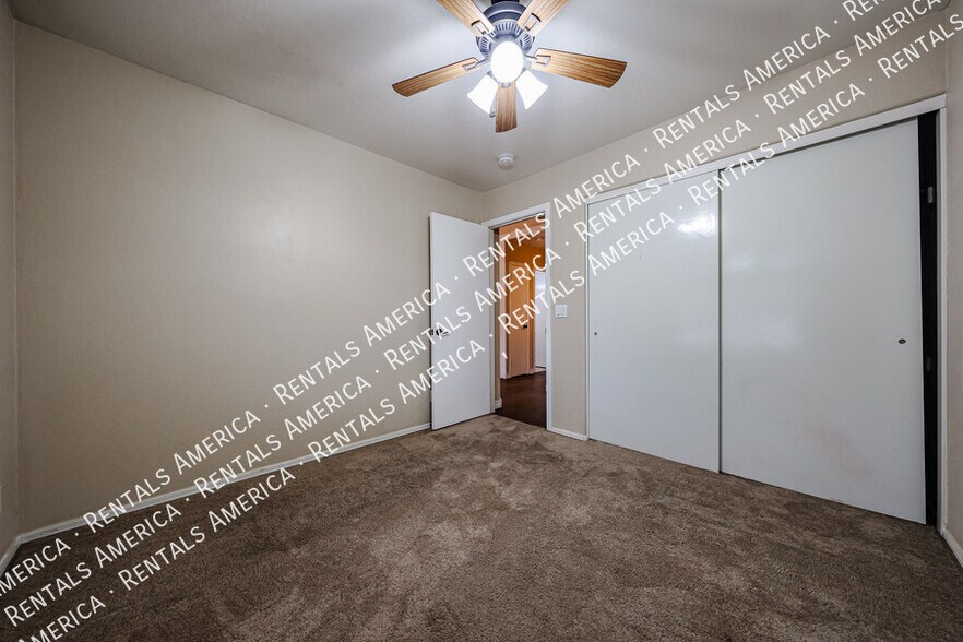 Building Photo - 2292 E Remington Pl