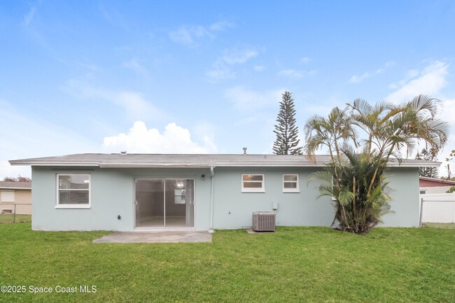 Building Photo - 935 S Courtenay Pkwy