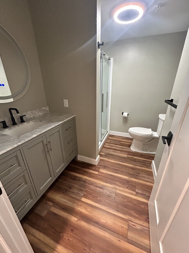 Building Photo - 2101 Orchard Rd