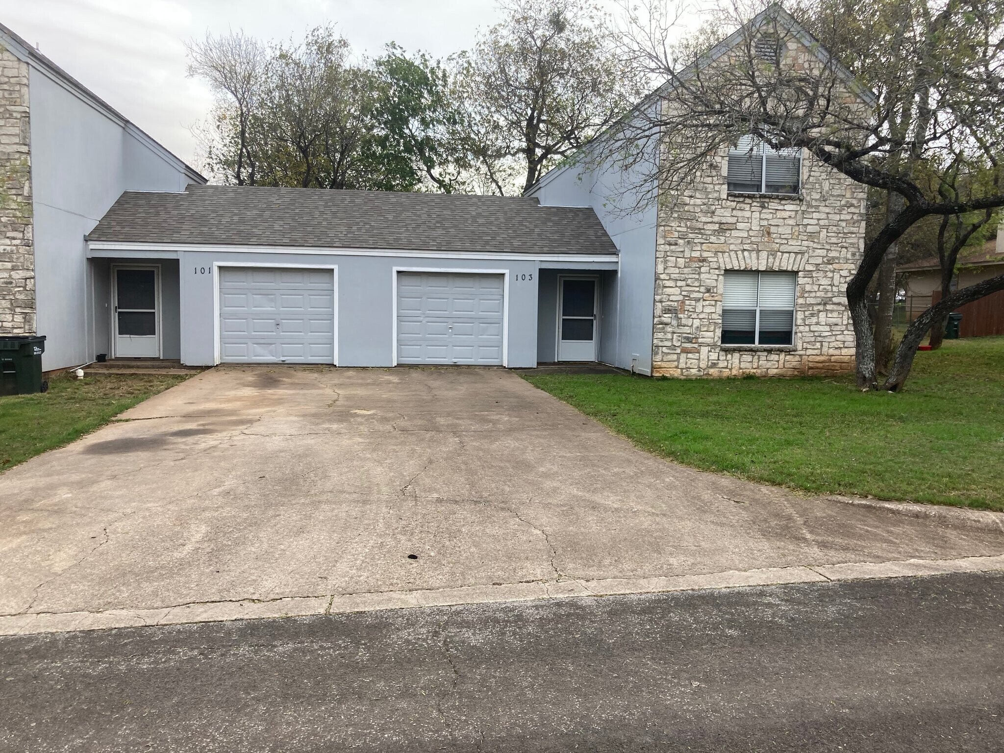 Building Photo - 103 Hughson Ct