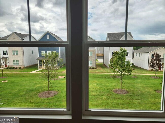 Building Photo - 821 York Aly