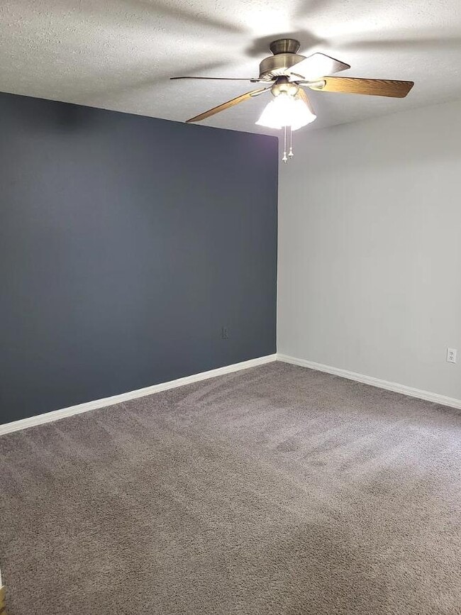 Building Photo - 7748 Burnet Ln