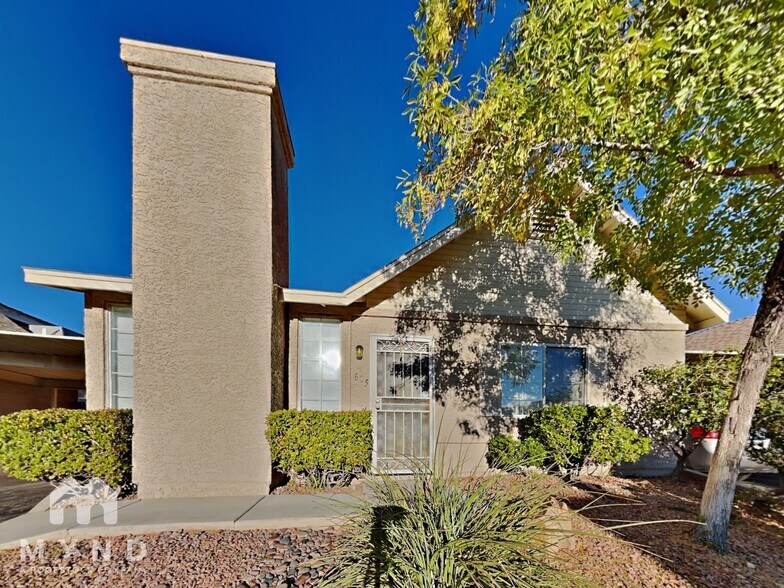 Primary Photo - 605 Jonathan Glen Way