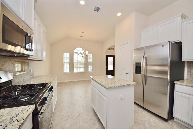 Building Photo - 1250 Chad Dr