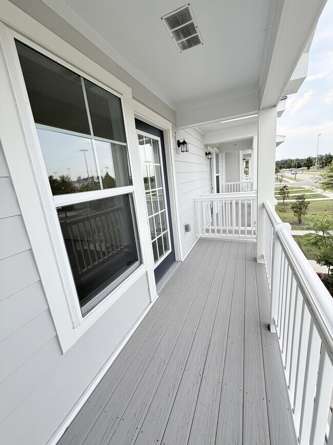 Building Photo - 861 Maxine Ct