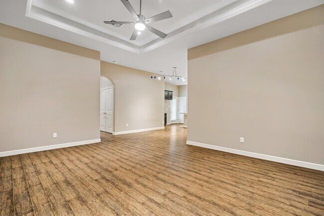 Building Photo - 2934 Whitman Dr