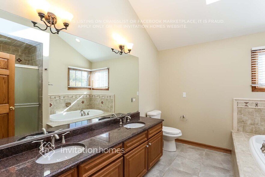 Building Photo - 34W532 Colley Dr