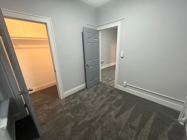 Building Photo - 8100 W National Ave