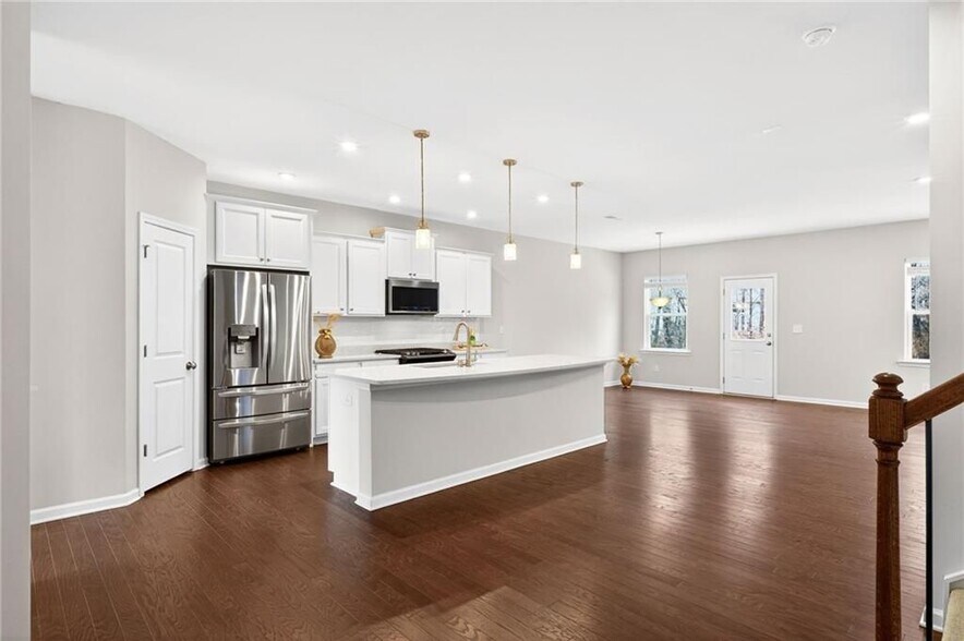 Building Photo - 5377 Fountainhead Ln