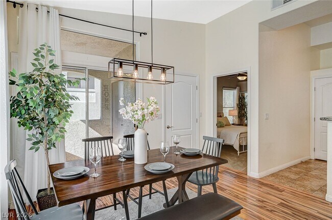 Building Photo - 3351 Indian Shadow St