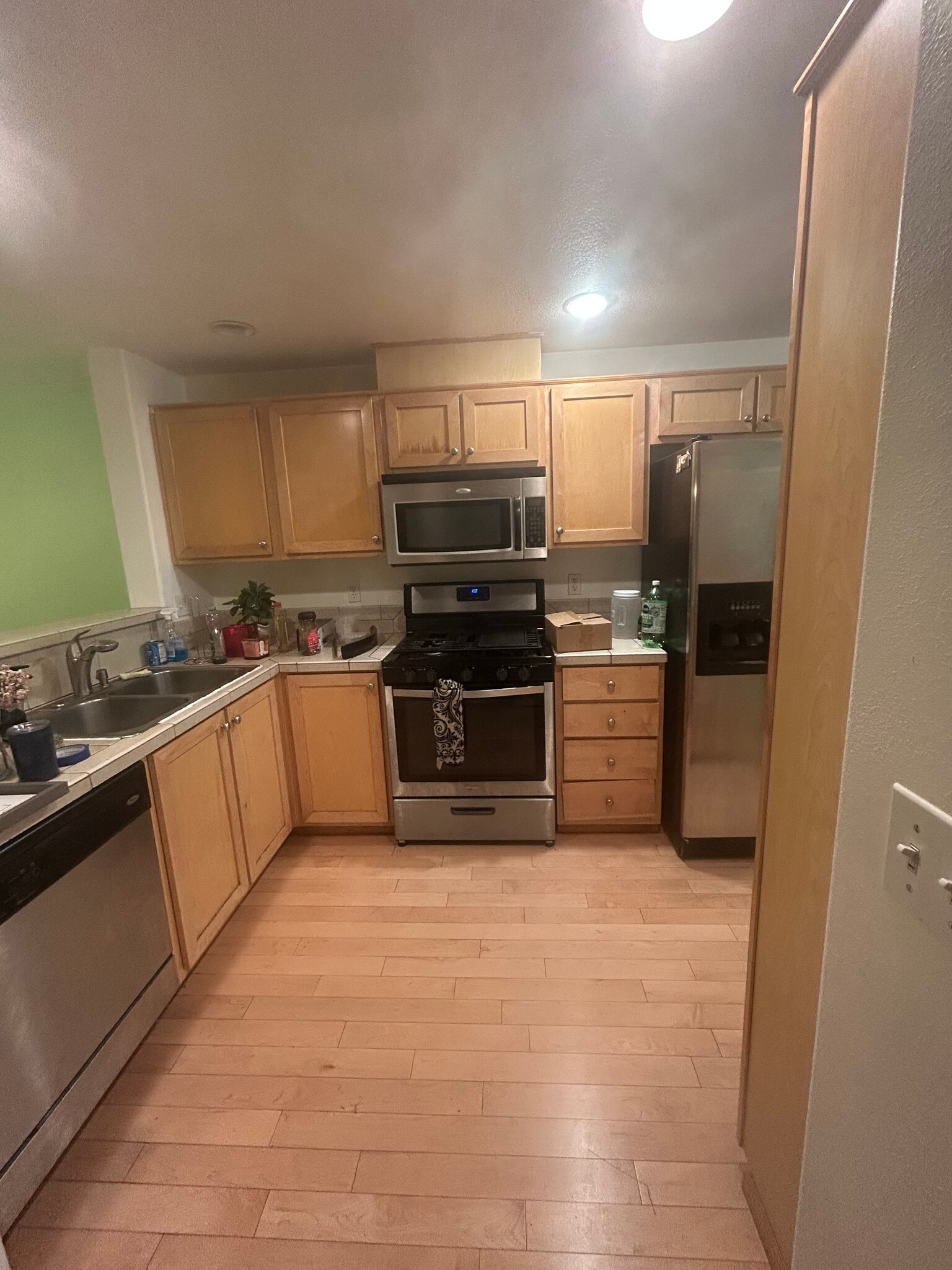 Building Photo - 10723 SW Canterbury Ln