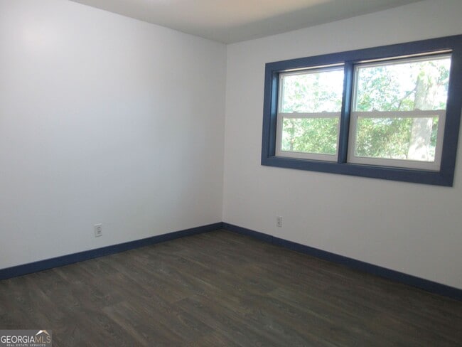 Building Photo - 1379 Sam Craven Rd