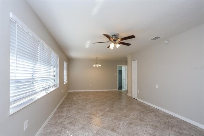 Building Photo - 2145 68th Ave S