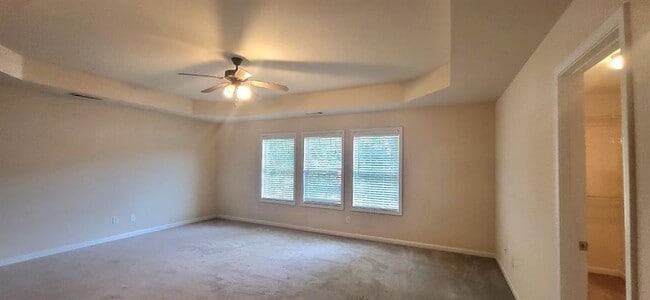 Building Photo - 1649 Sentinel View Dr NW