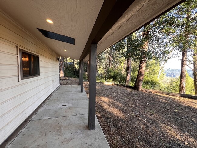 Building Photo - 19818 Scotts Flat Rd