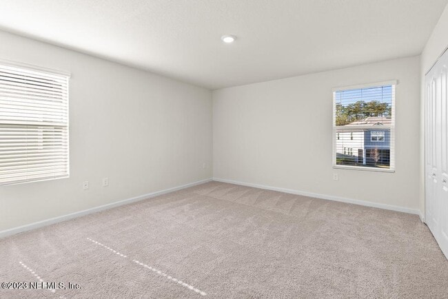 Building Photo - 46 Oarsman Xing Dr