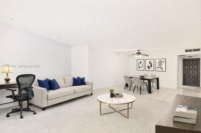 Building Photo - 3800 N Hills Dr