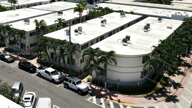 Building Photo - 340 84th St