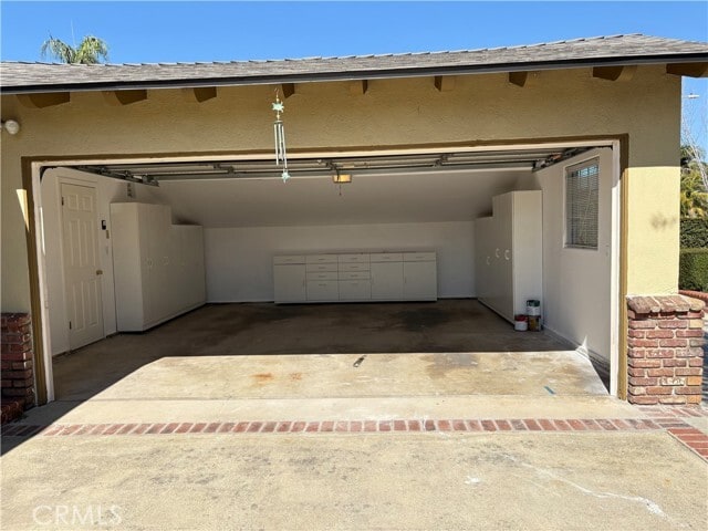 Building Photo - 725 N Butterfield Rd