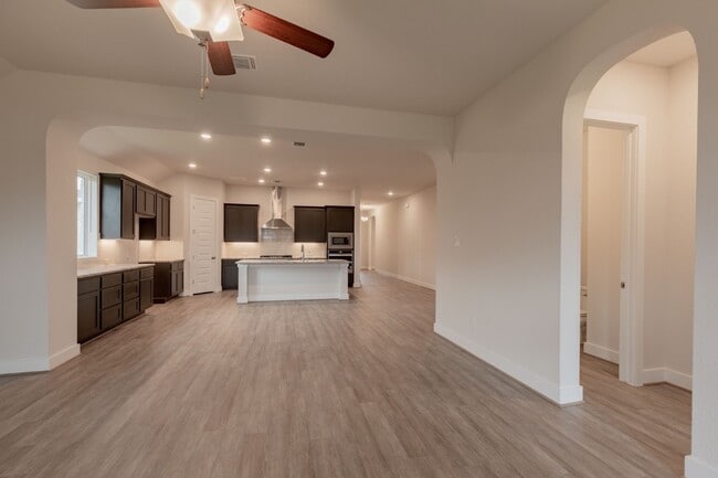 Building Photo - 3804 Sandhill Crane Dr