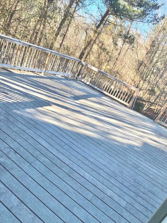 Building Photo - 100 Tyger Meadow Rd