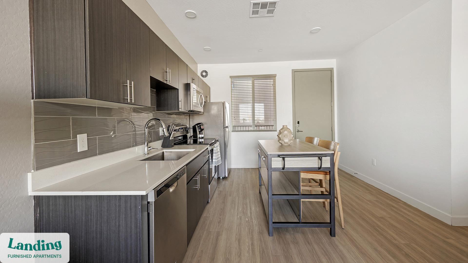 Building Photo - 10000 W Missouri Ave