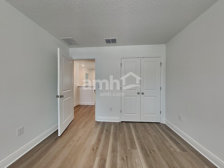 Building Photo - 6649 Atlantic Bch Ave