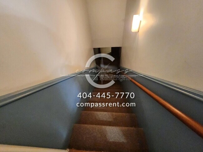 Building Photo - 2636 Whiteleigh Ct NE