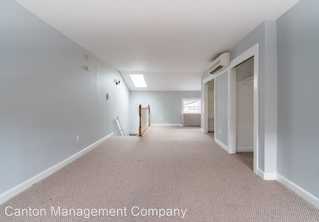 Building Photo - 3 br, 1.5 bath House - 1826 E. Lombard St.