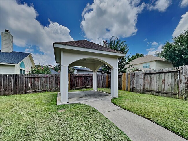 Building Photo - 6019 Skyhaven Ln