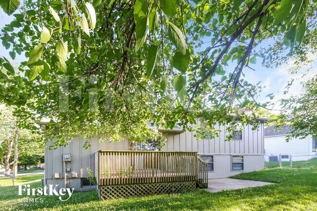 Building Photo - 4501 NW Amesbury Pl