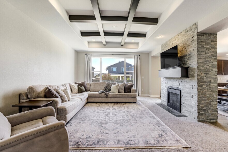 Building Photo - 7664 Alpine Daisy Dr