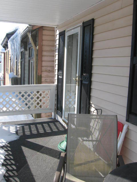 Front covered porch off of living room - 364 Lehigh Ave