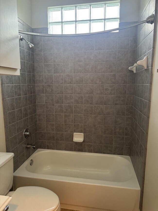 Building Photo - 3417 Rolgom Pl Ct