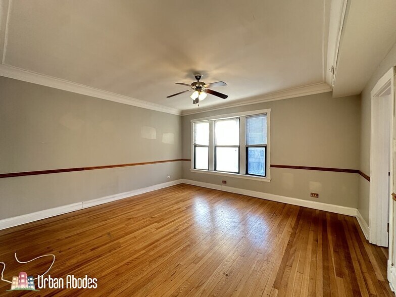 Building Photo - 4609 N Western Ave