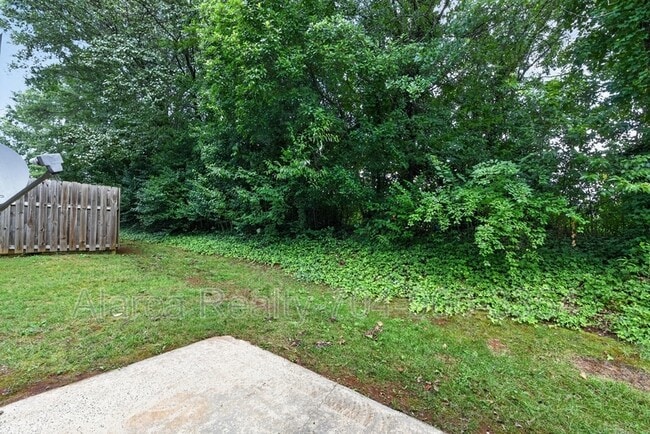 Building Photo - 3134 Driftwood Dr